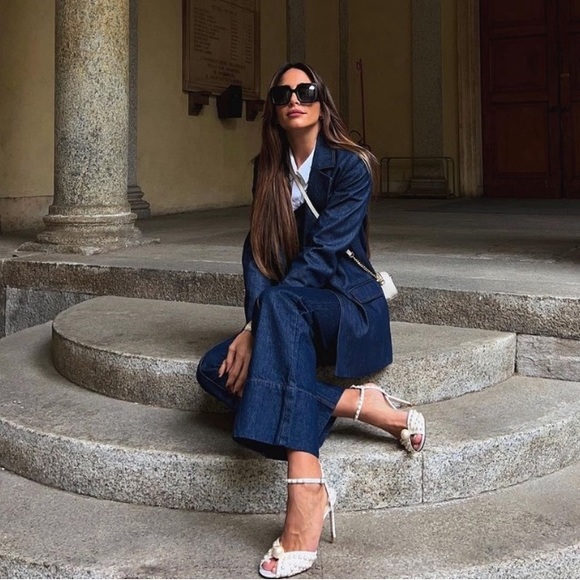 Zara Denim Blazer with gold button xs - Picture 2 of 5